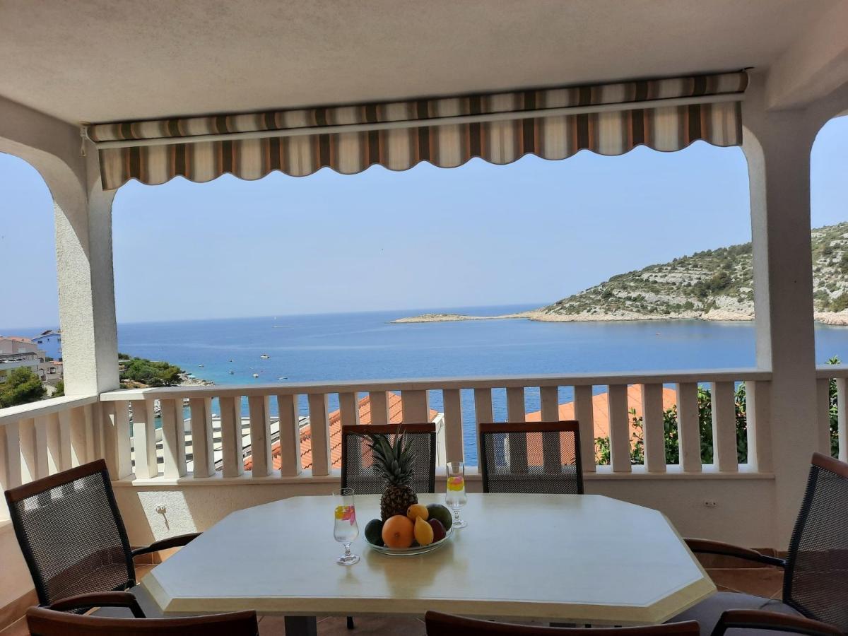 Apartments Lucija Razanj Luaran gambar