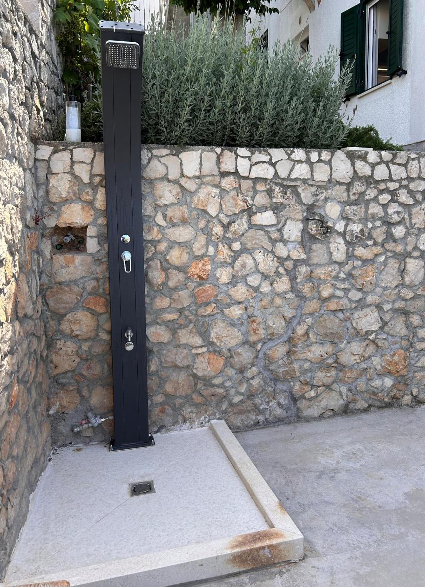 Apartments Lucija Razanj Luaran gambar