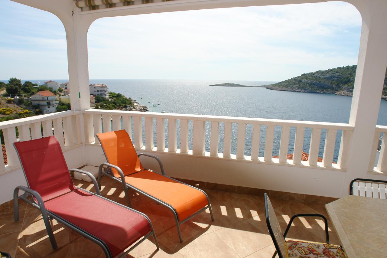 Apartments Lucija Razanj Luaran gambar